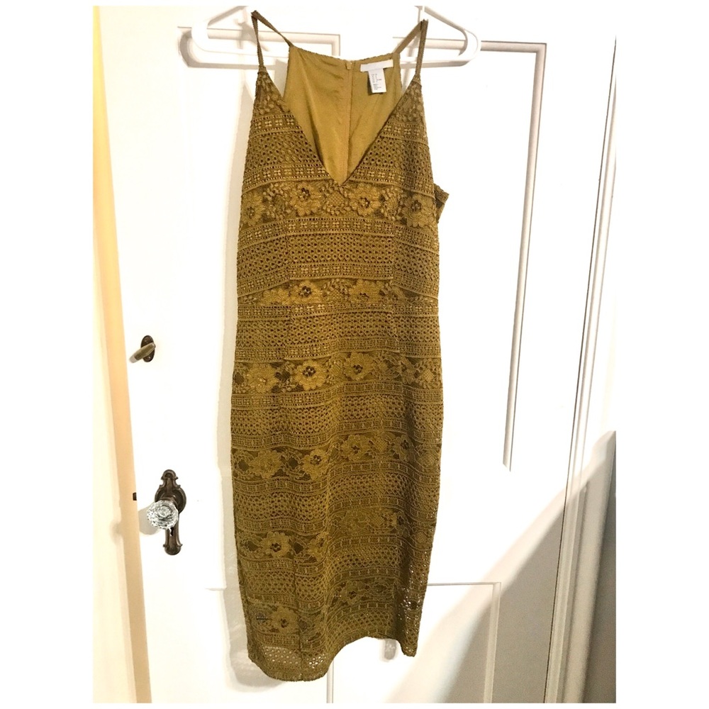 Lace pencil dress